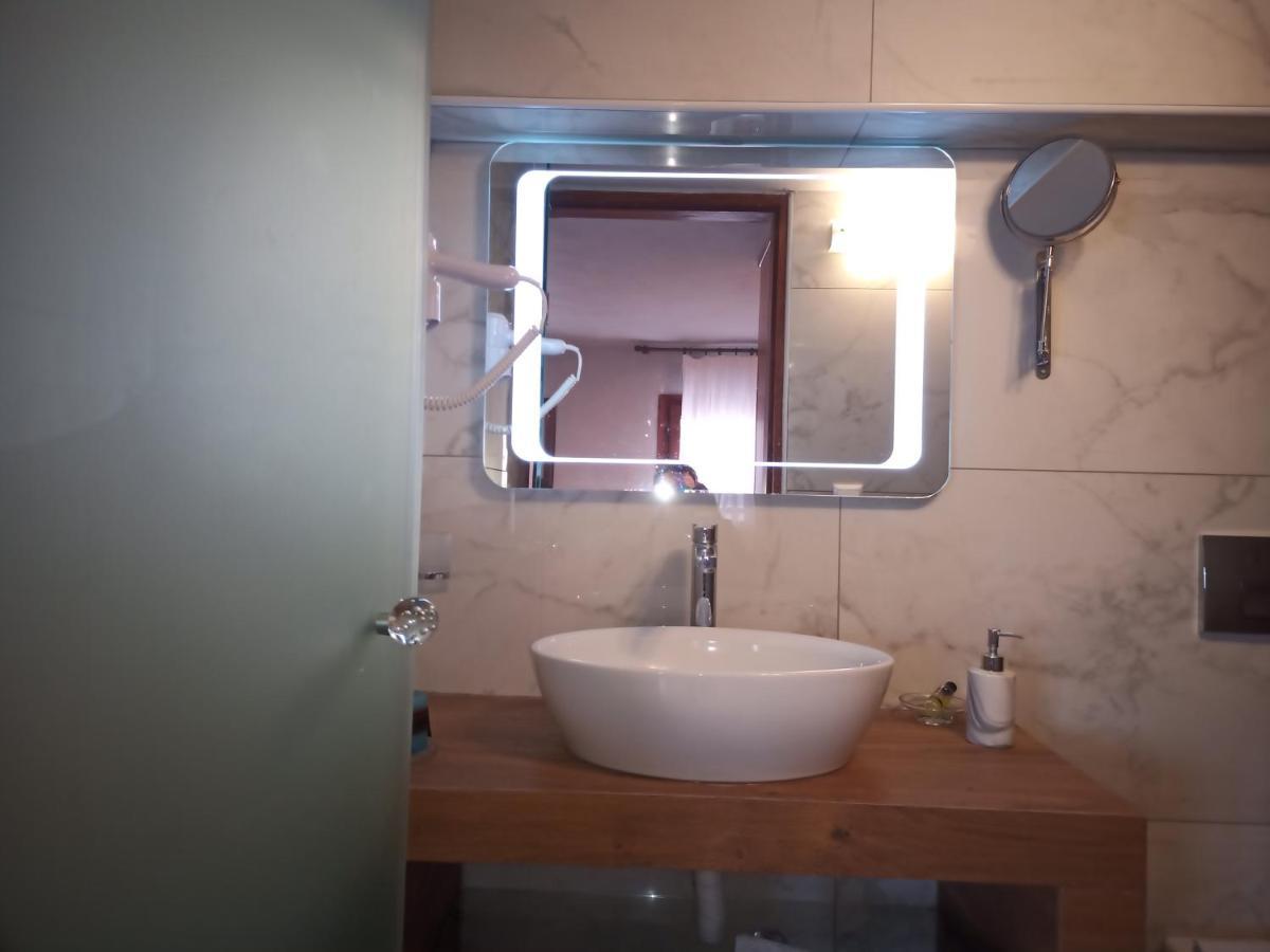 Plateia Apartment *