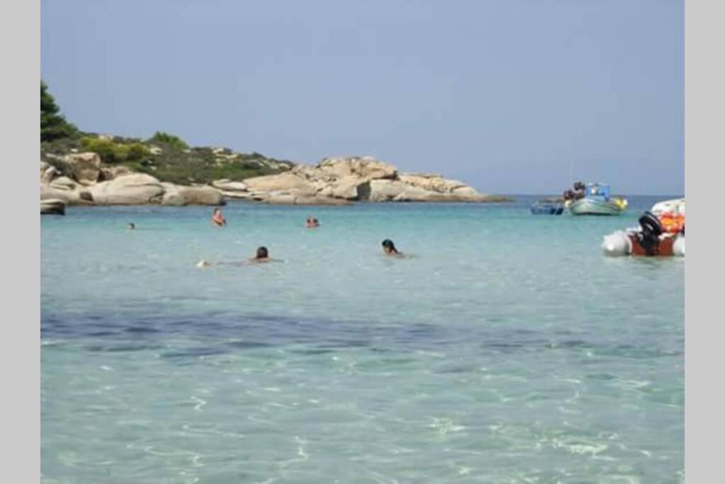 Plateia * Agios Nikolaos (Chalkidiki)