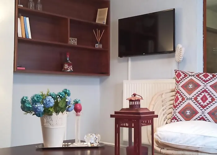 Plateia Apartments